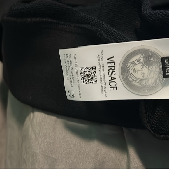 authentic Versace hoodie size medium men’s - Picture 2 of 7